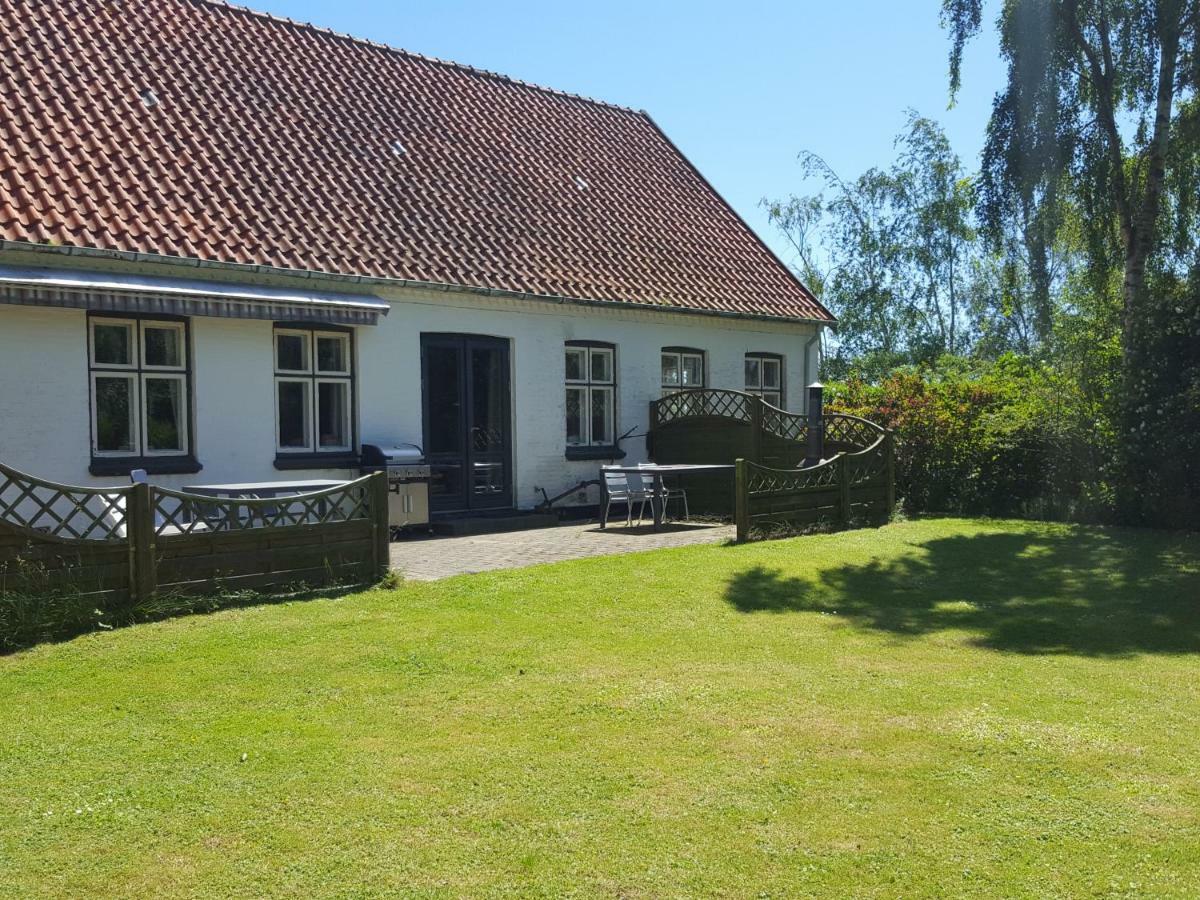 Cosy Farmhouse Single Bedroom Stege Exterior photo